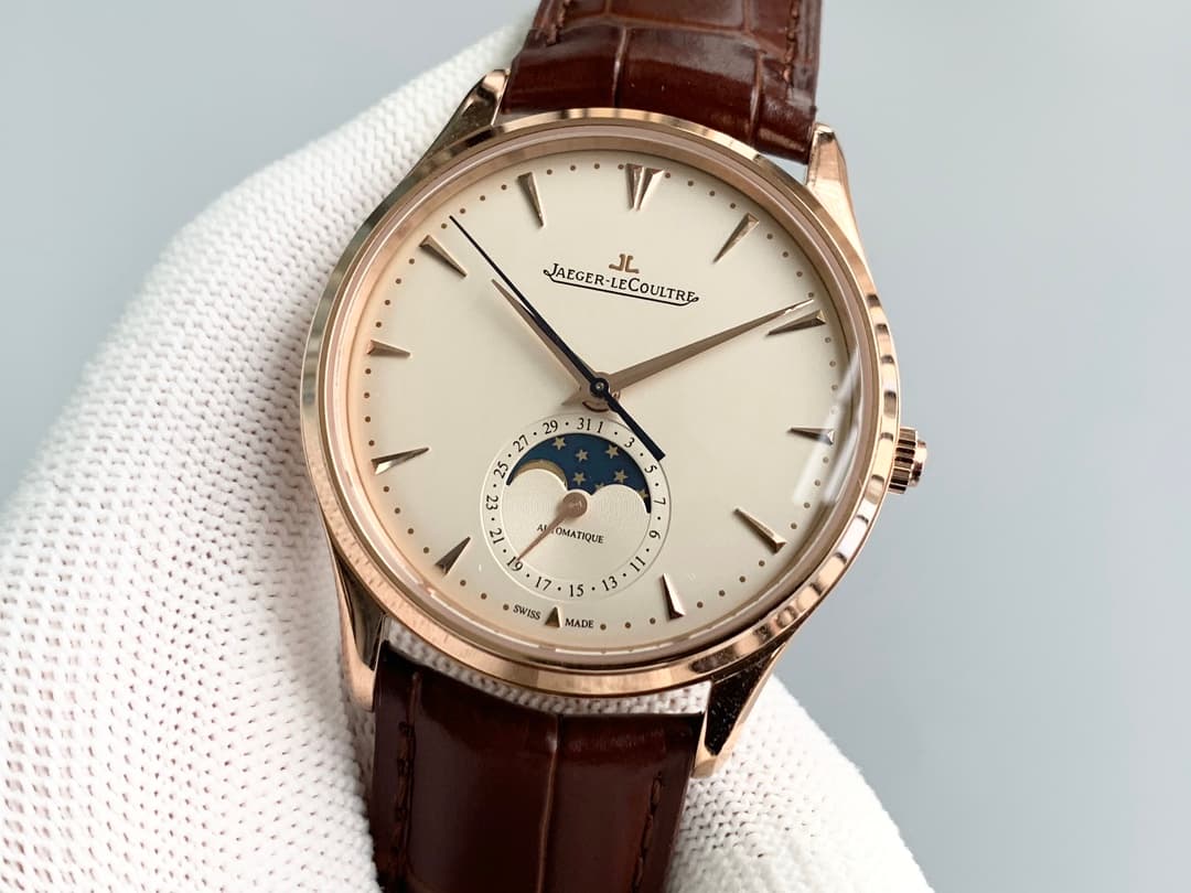 Jaeger-LeCoultre Master Ultra Thin Moon Watch TOP