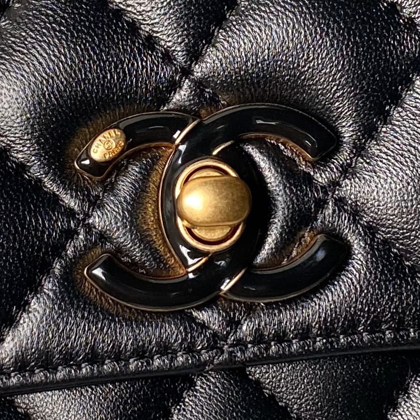 Chanel Wallet On Chain Shiny Lambskin, Enamel, Gold Tone Metal Black A