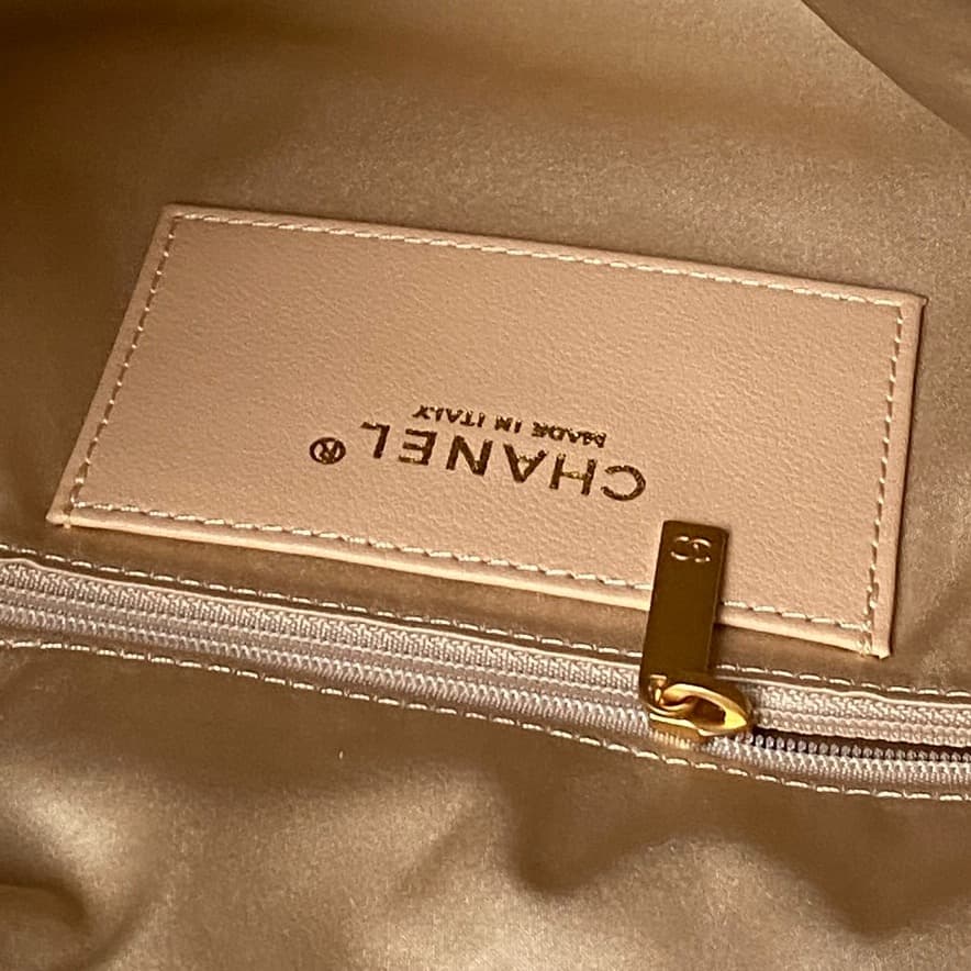 Chanel Hobo Handbag Calfskin & Gold-Tone Metal AS5967 Beige A