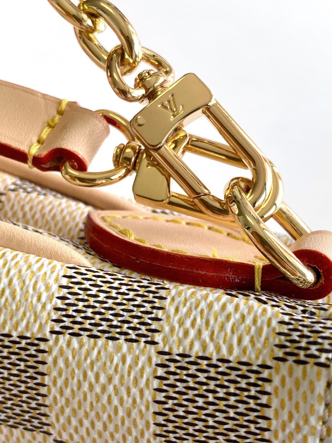 Louis Vuitton Pochette Liv in Damier Azur Canvas N00228 High