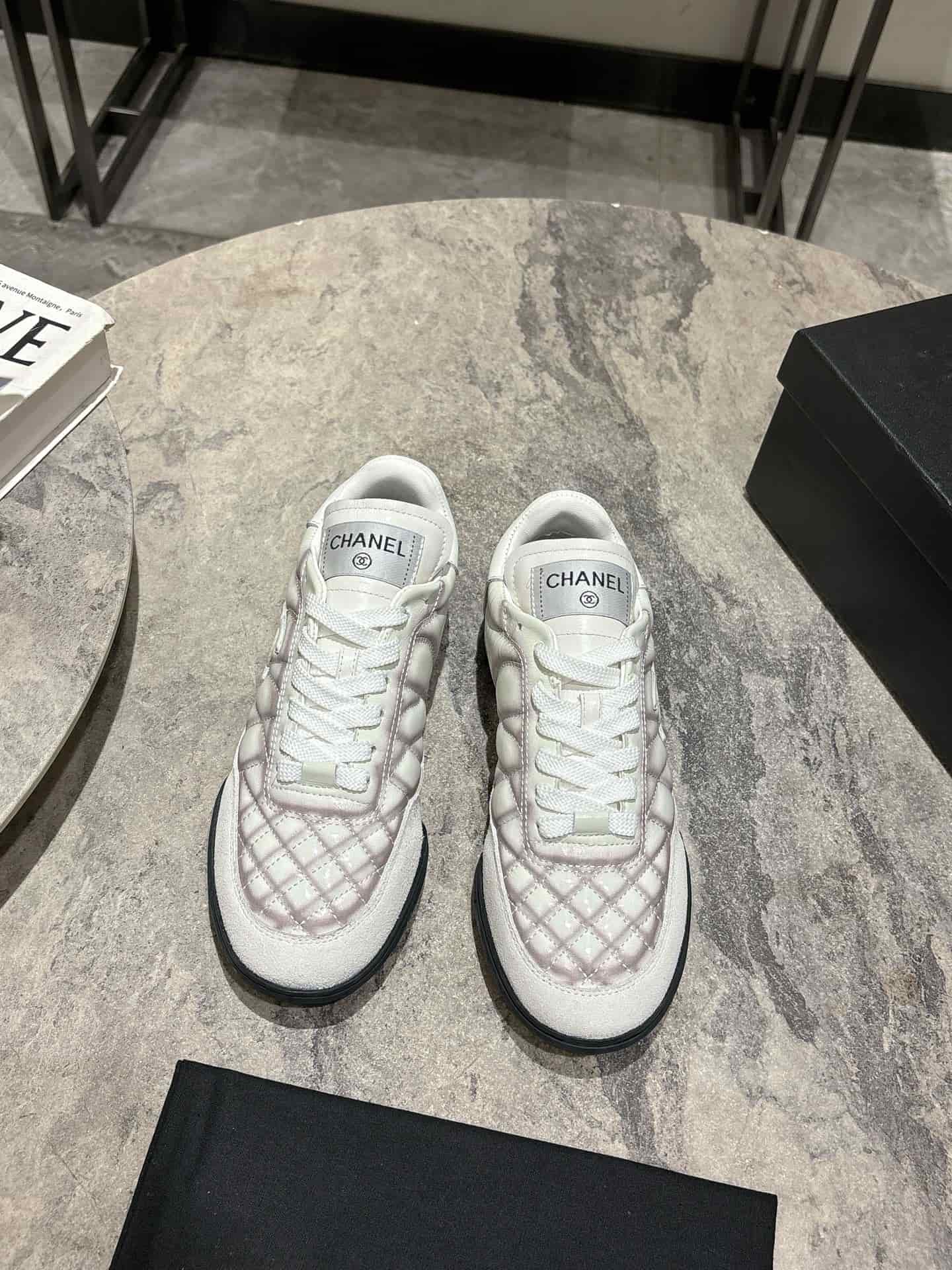 Chanel Sneaker shoes Women