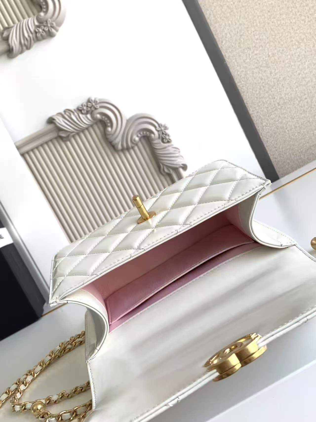Chanel MINI FLAP BAG Calfskin & Gold-Tone Metal AS2615 White A