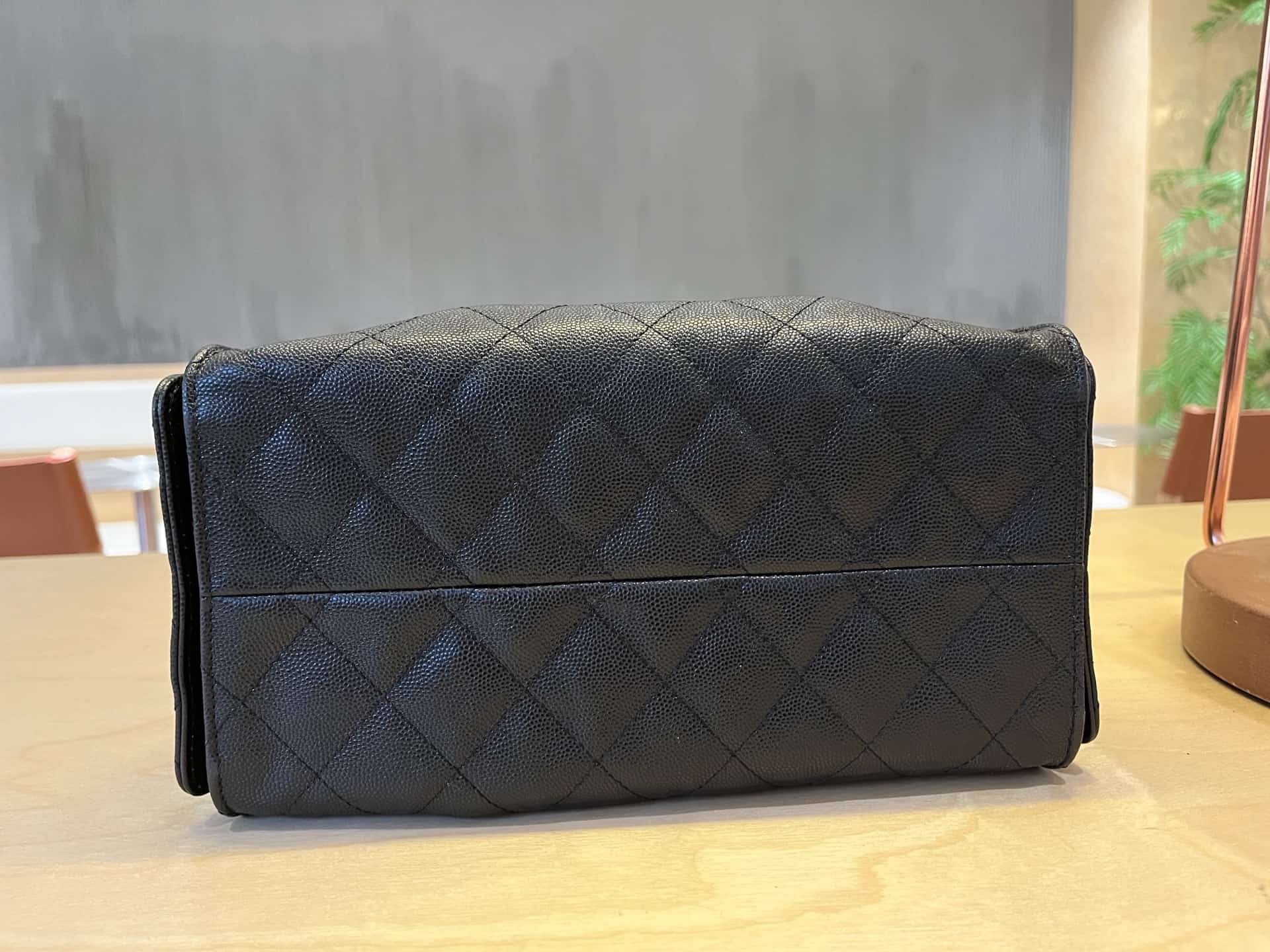 Chanel 25 Small Hobo handbag AS5293 Grained Calfskin & Gold-tone Metal Black A