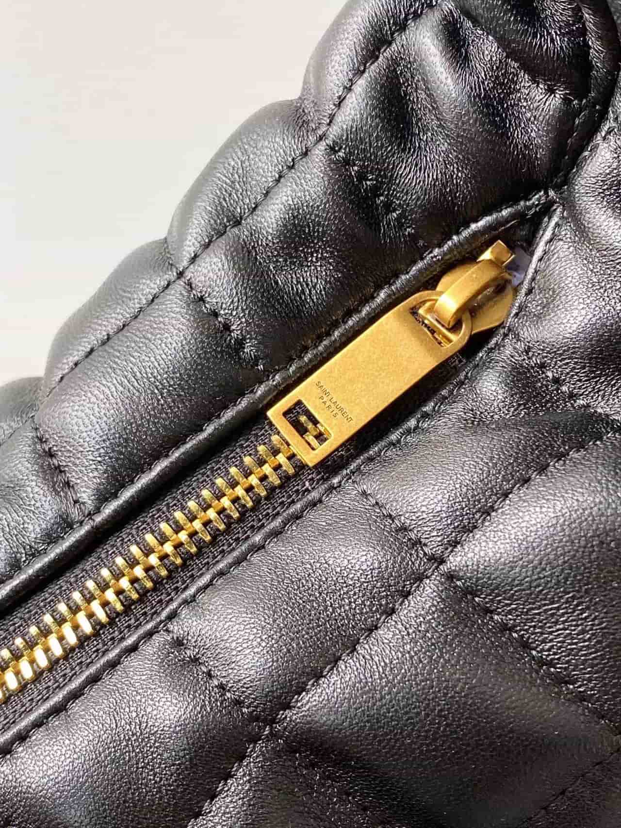 ICARE hobo in quilted nappa BLACK High