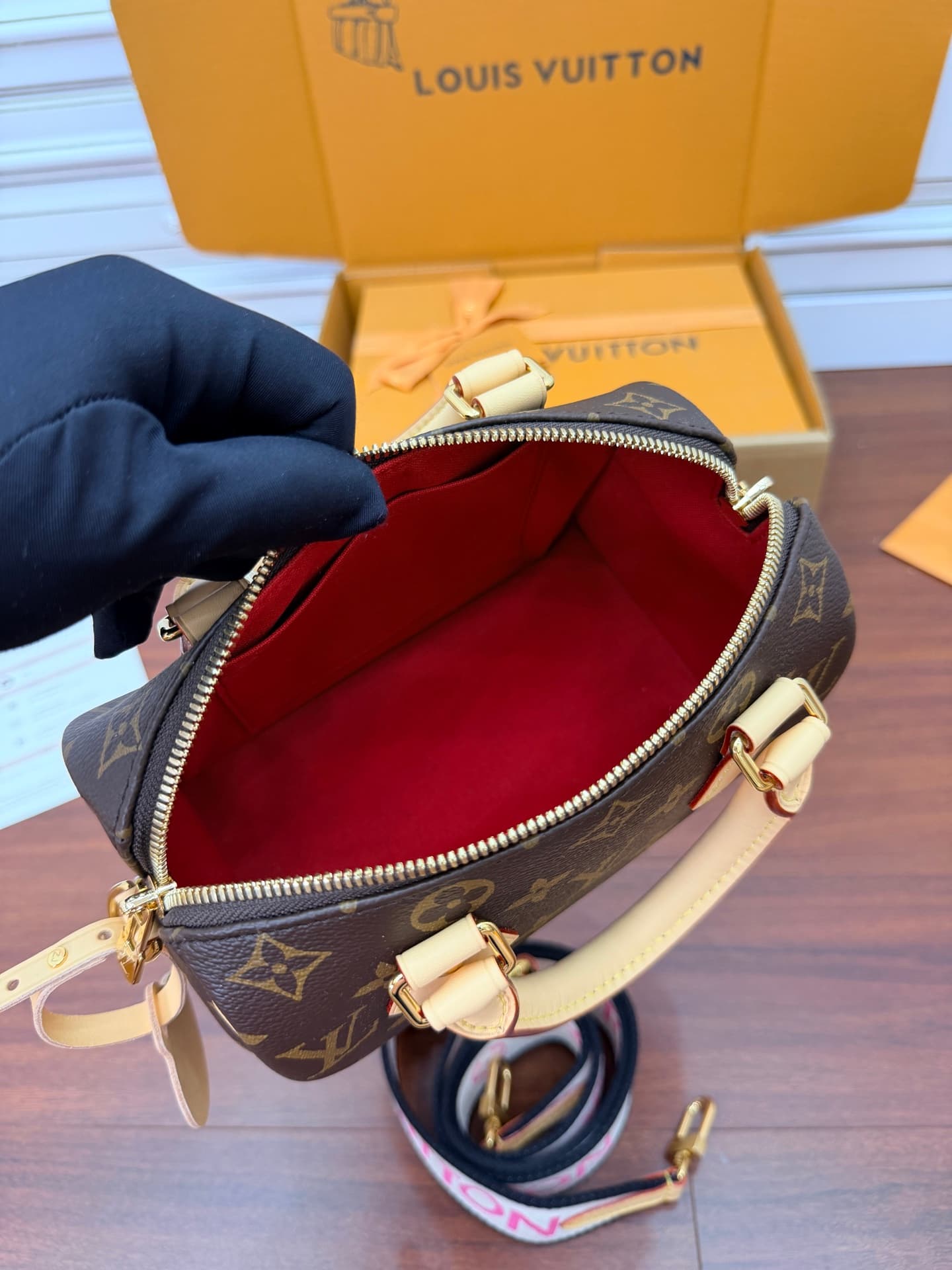 Louis Vuitton Speedy Bandoulière 20 Monogram coated canvas M13039 TOP