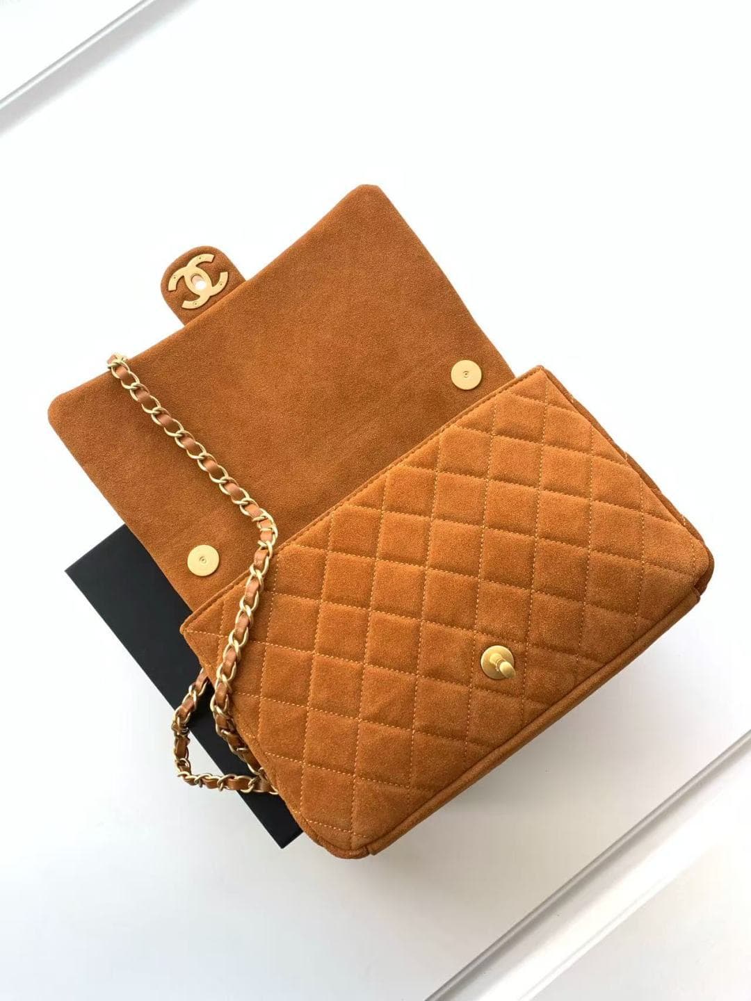 Chanel Classic Flap bag in Tan Suede & Gold-Tone Metal AS5987 A