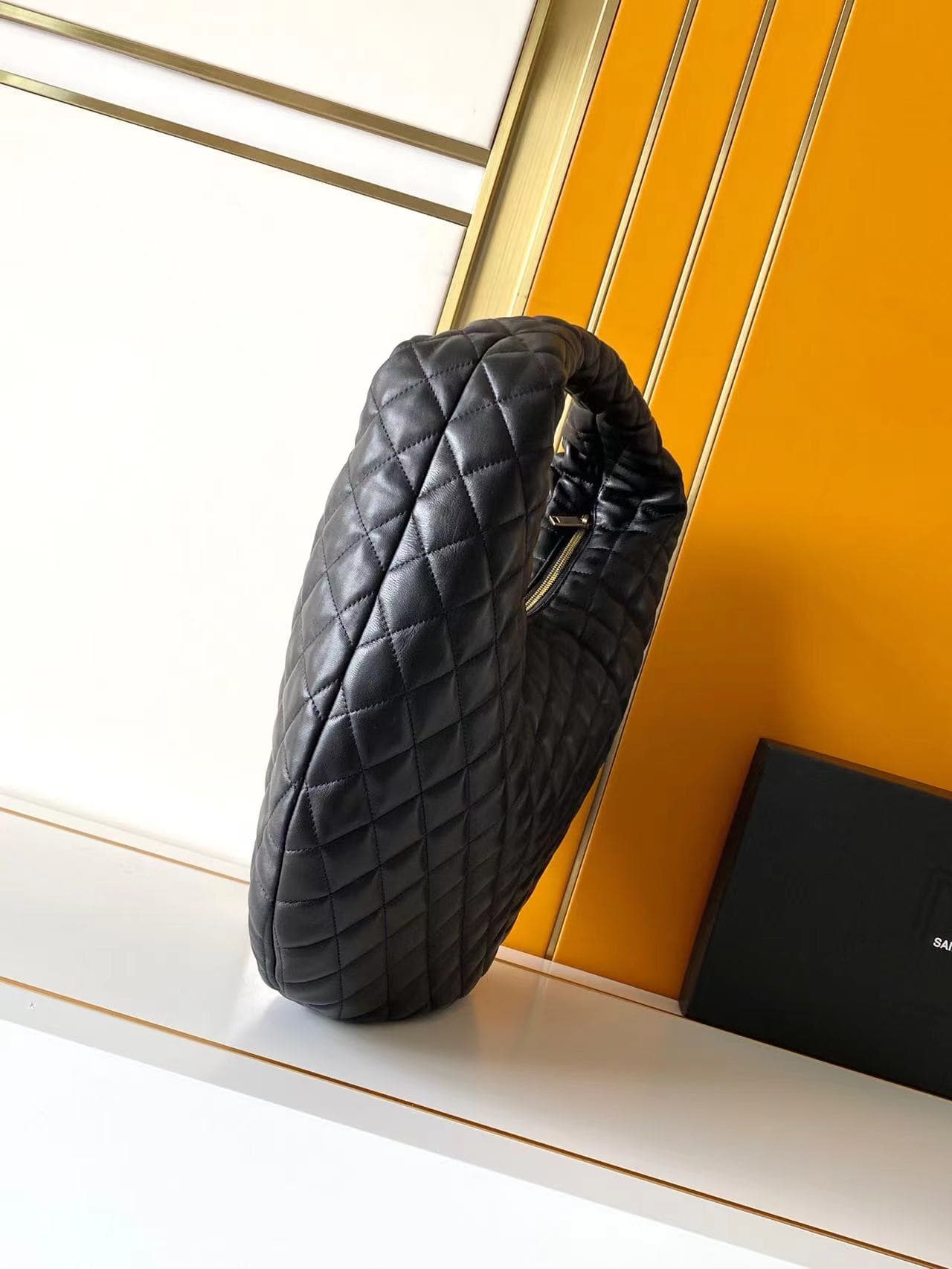 ICARE hobo in quilted nappa BLACK High