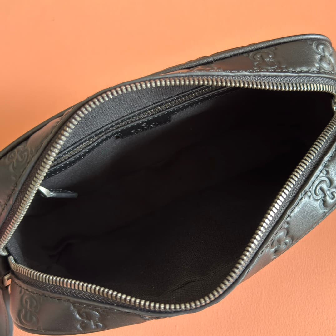 Gucci GG Emblem small crossbody bag Black embossed GG smooth leather ‎850242 High