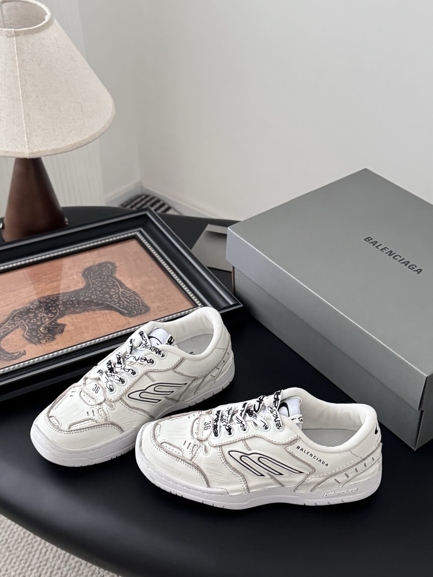 Balenciaga Hamptons Medium Worn-out Sneaker Shoes Men Women