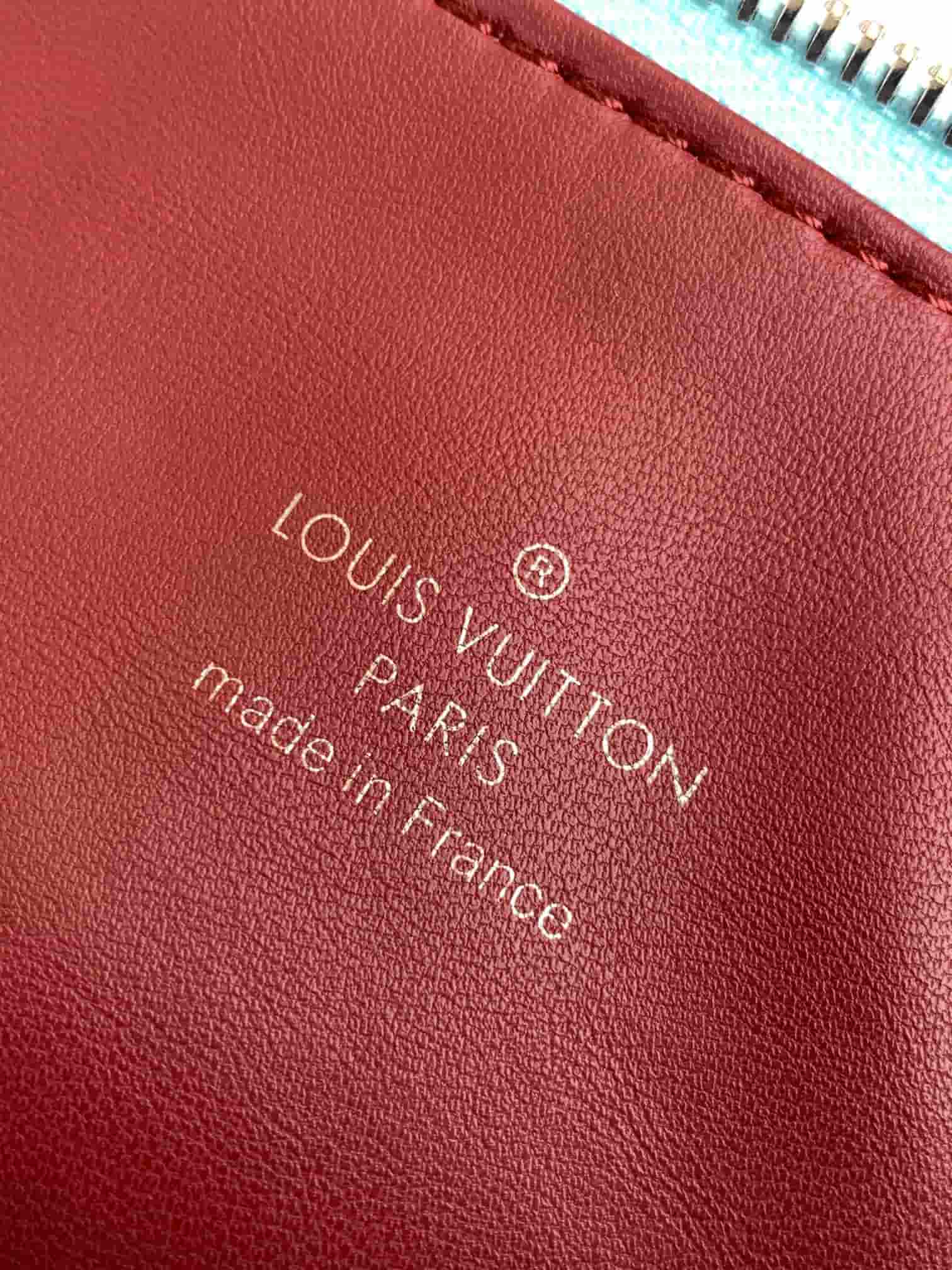 Louis Vuitton Coussin PM Hazy Blue Monogram-embossed puffy lambskin M21197 High