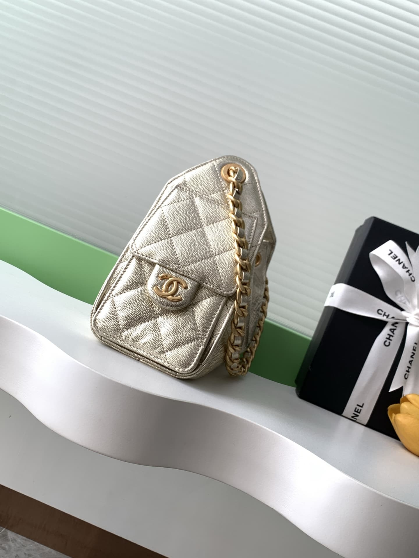 Chanel 25 Mini Hobo handbag AS5631 Grained calfskin & gold-tone metal Gold A
