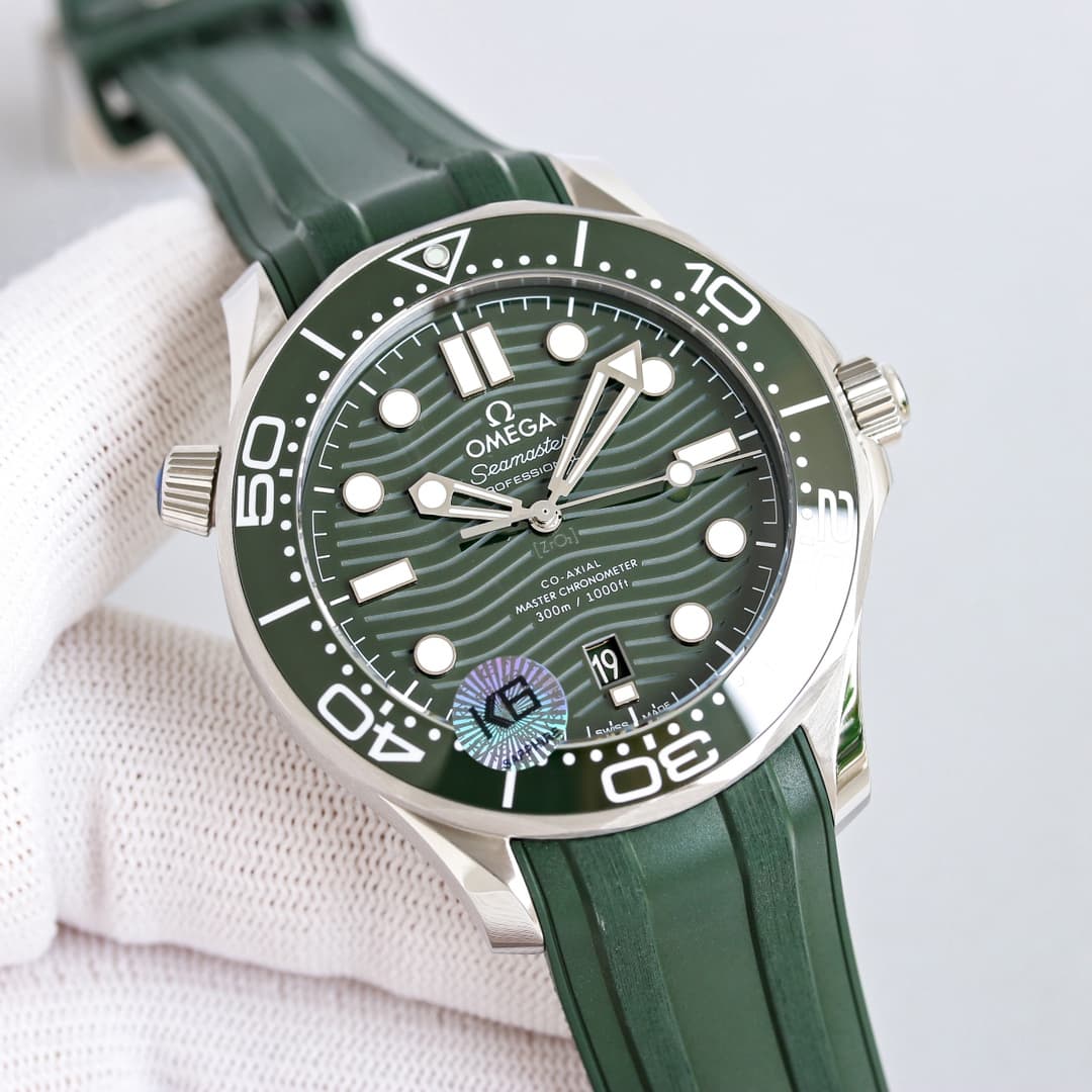 Omega Seamaster Diver 300M Watch TOP