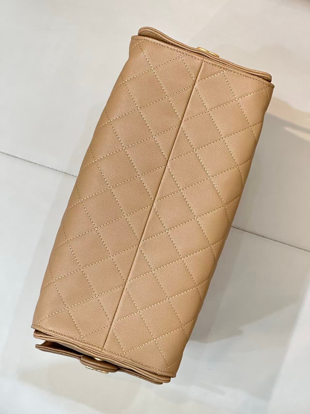 Chanel 25 Medium Hobo handbag AS5311 Grained Calfskin & Gold-tone Metal TOP