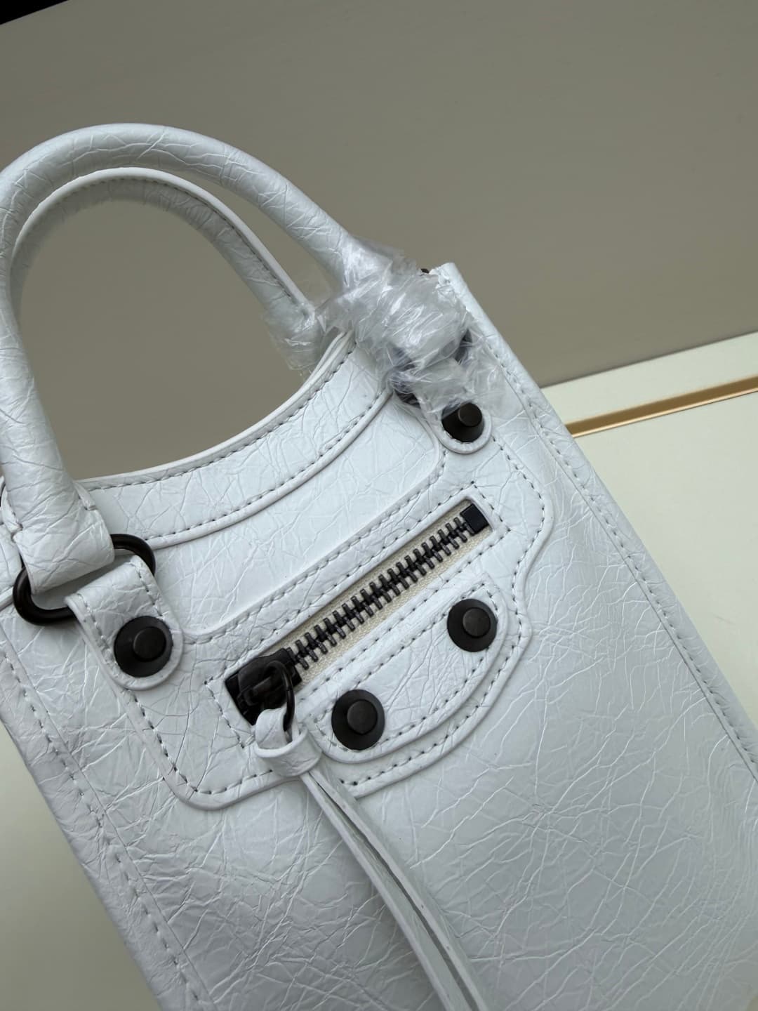 Balenciaga Le City Leather Tote Phone Holder White High