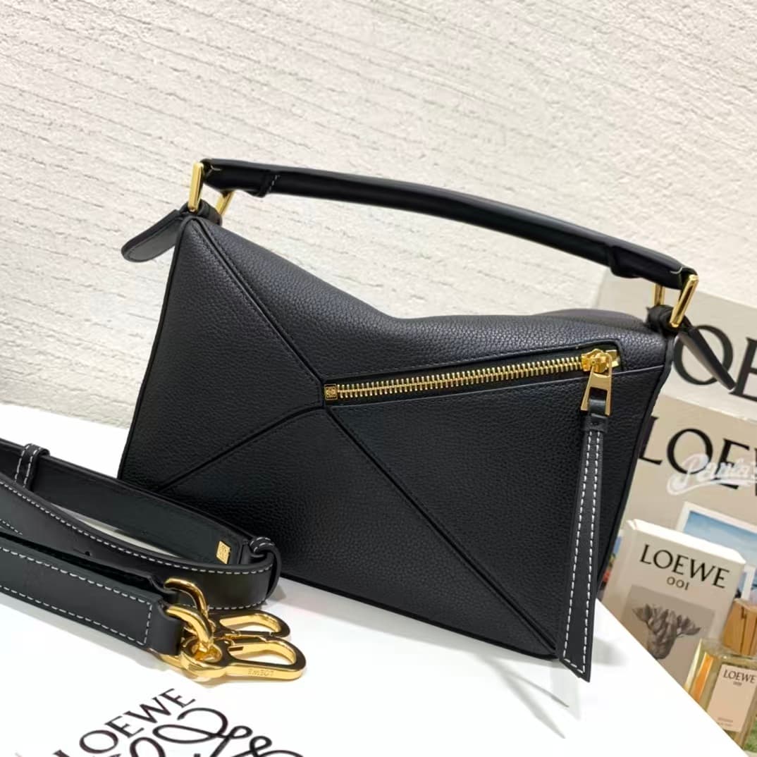 Small Puzzle bag in grained calfskin Black Gold-Metal High