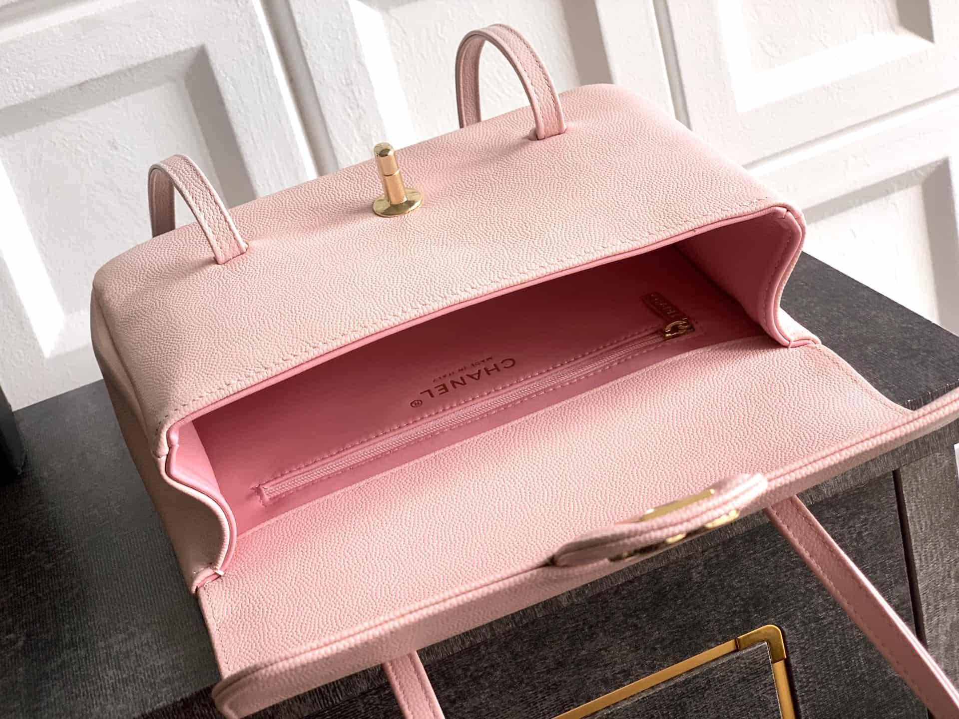 Chanel Clutch with Leather Strap Grained Shiny Calfskin & Gold-Tone Metal Pink  5809 High