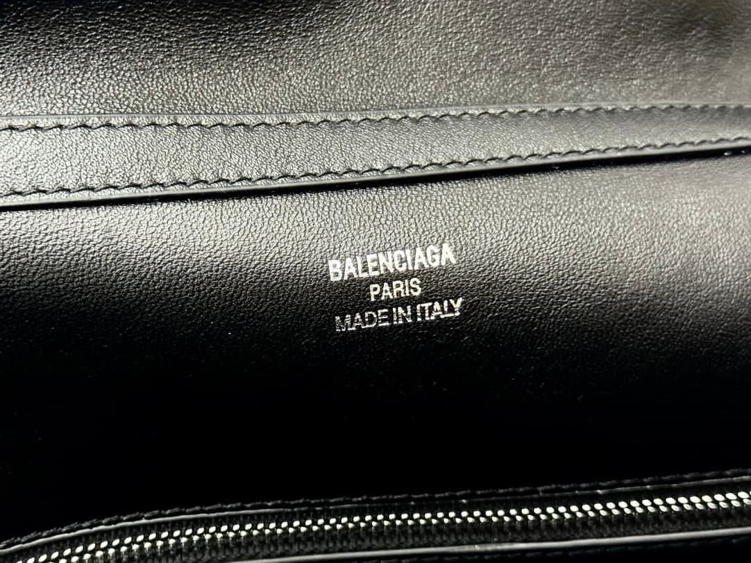 Balenciaga Rodeo Medium Bag in Black Leather With Sliver-Tone Metal TOP