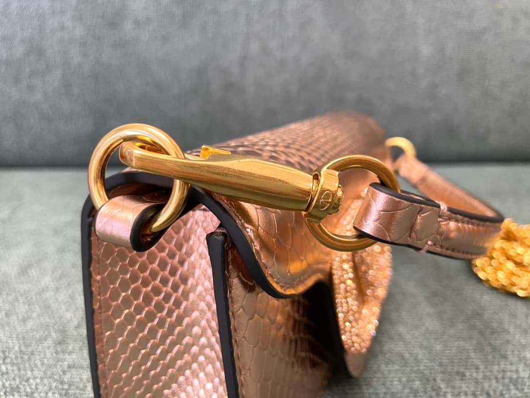 Valentino Garavani MINILOC mini shoulder bag 1133S Calfskin Rose Gold High