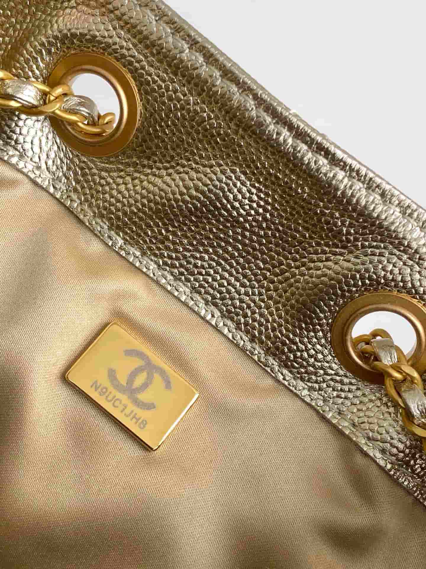 Chanel 25 Medium Hobo Medium handbag AS5311 Grained Calfskin & Gold-tone Metal Champagne A