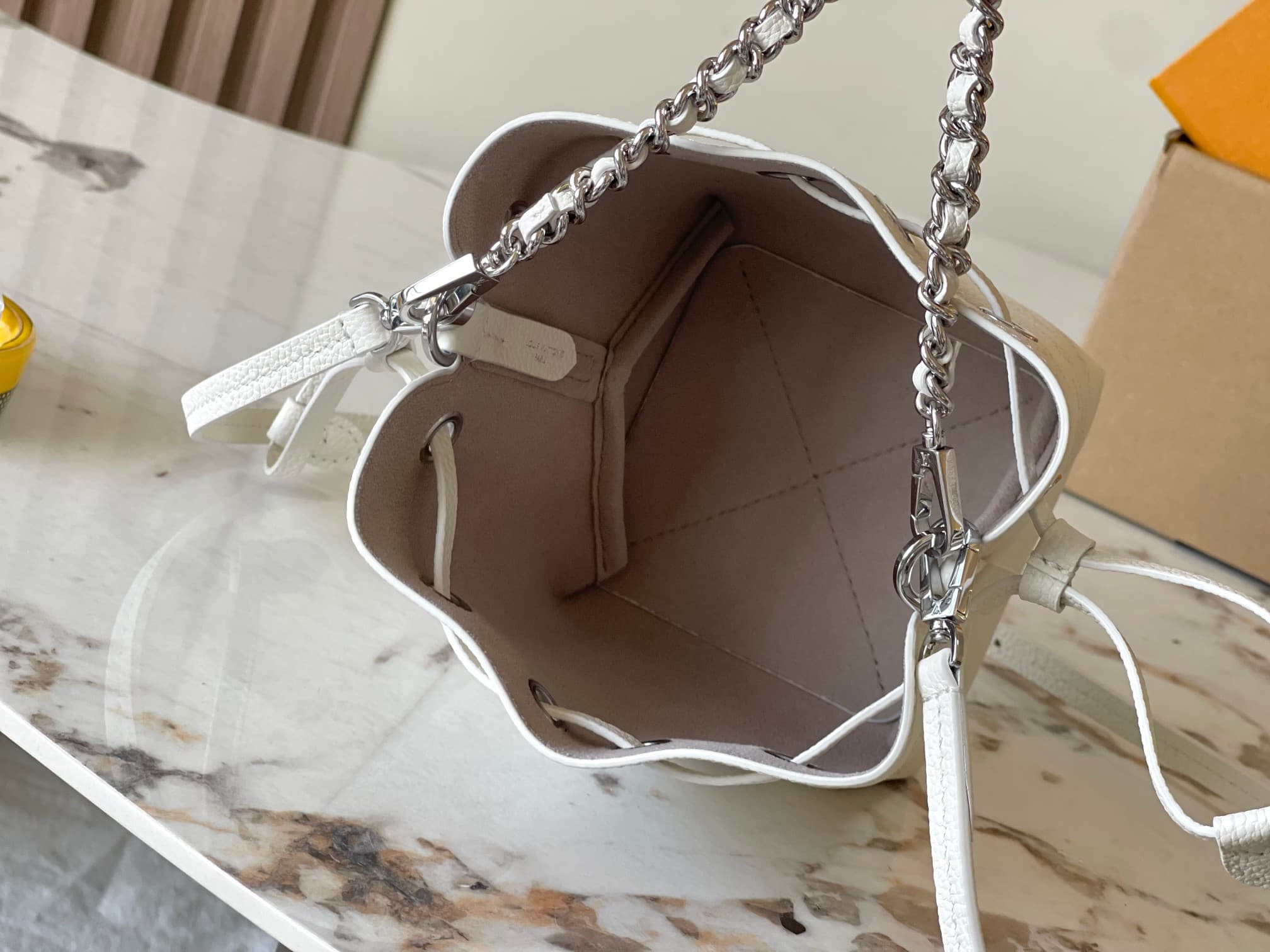 Louis Vuitton Pico Bella Calf leather M12764 White Top