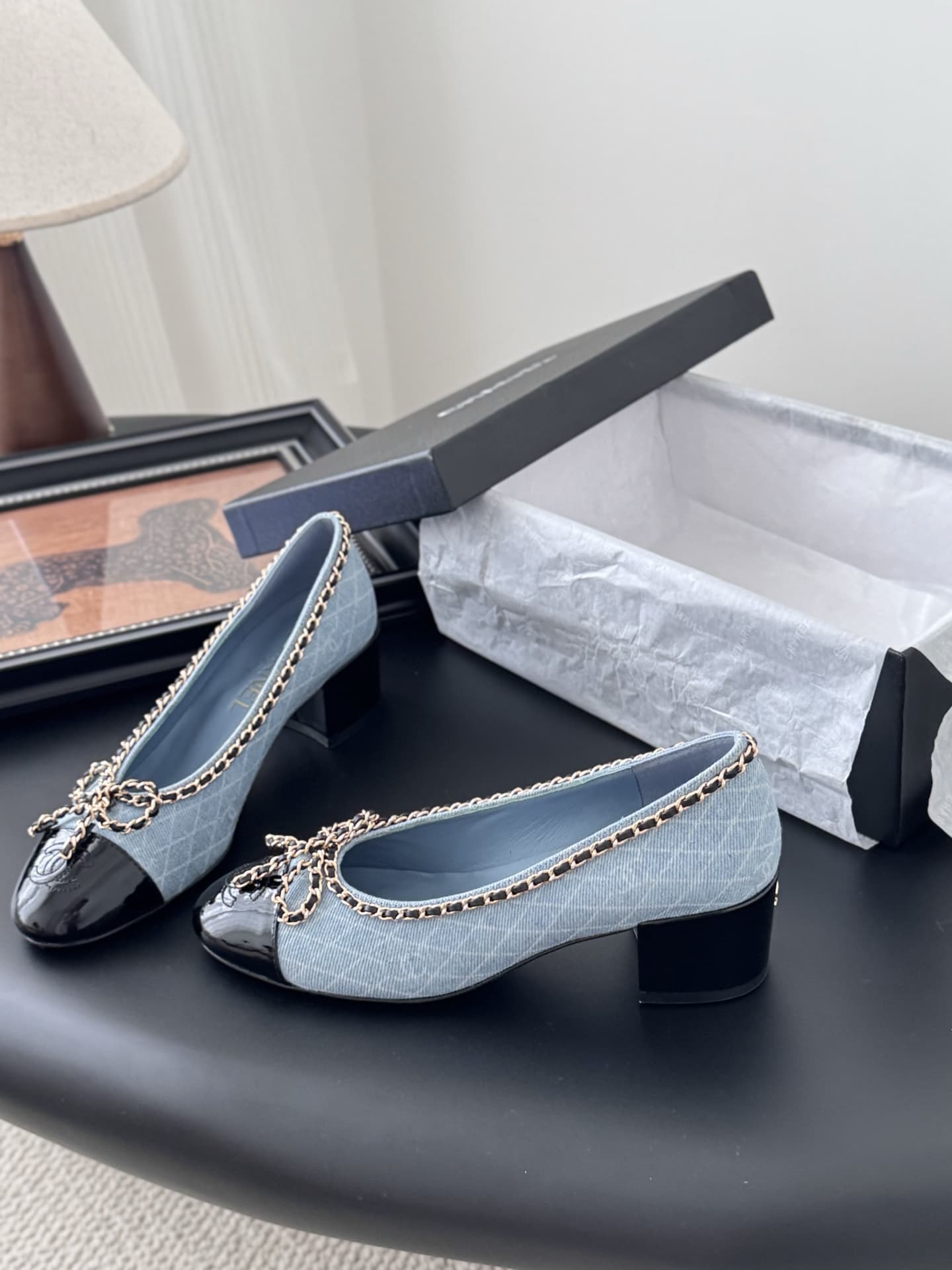 Chanel Ballet flats shoes High Women