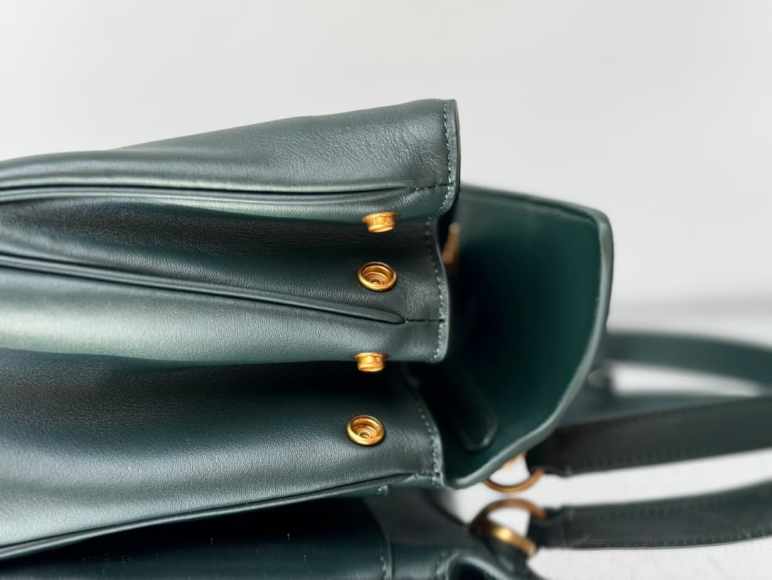 Balenciaga Rodeo Small Bag in Pine Green Leather With Gold-Tone Metal TOP