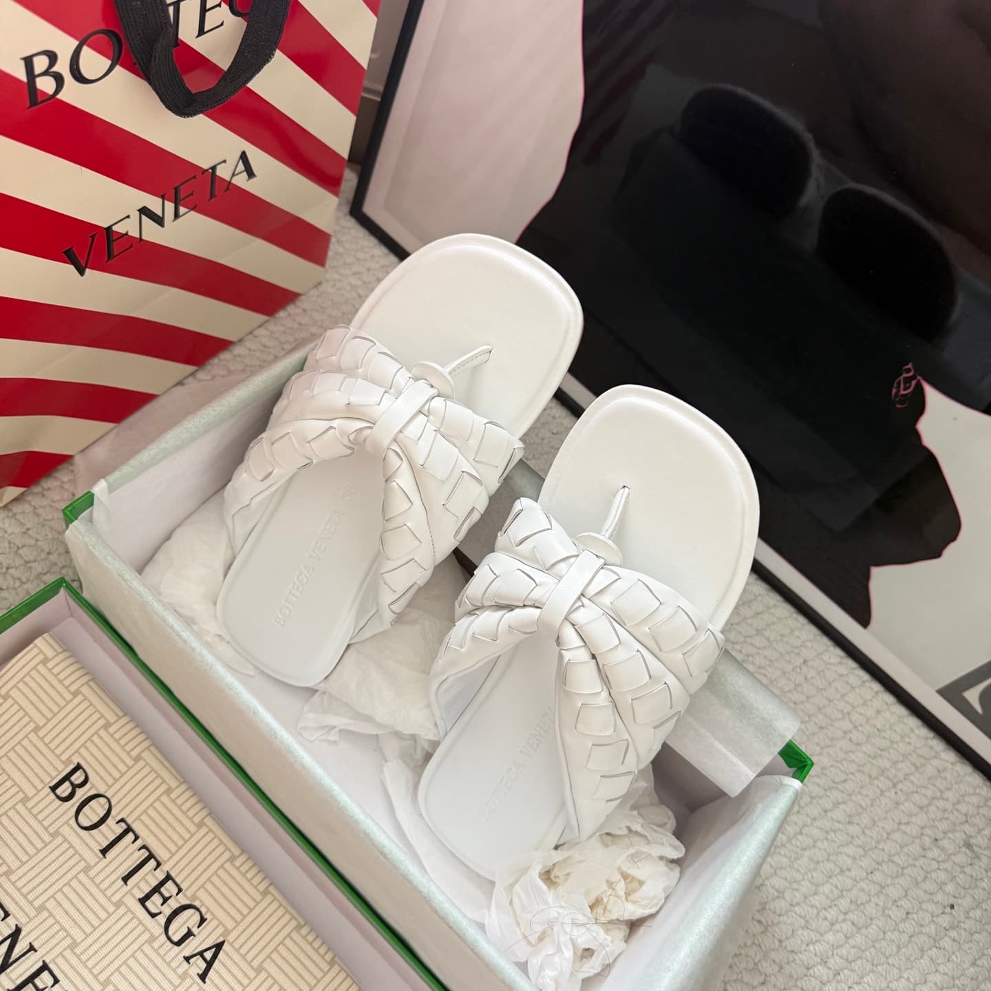 Bottega Veneta Salsa Flat Thong Sandals Women Men