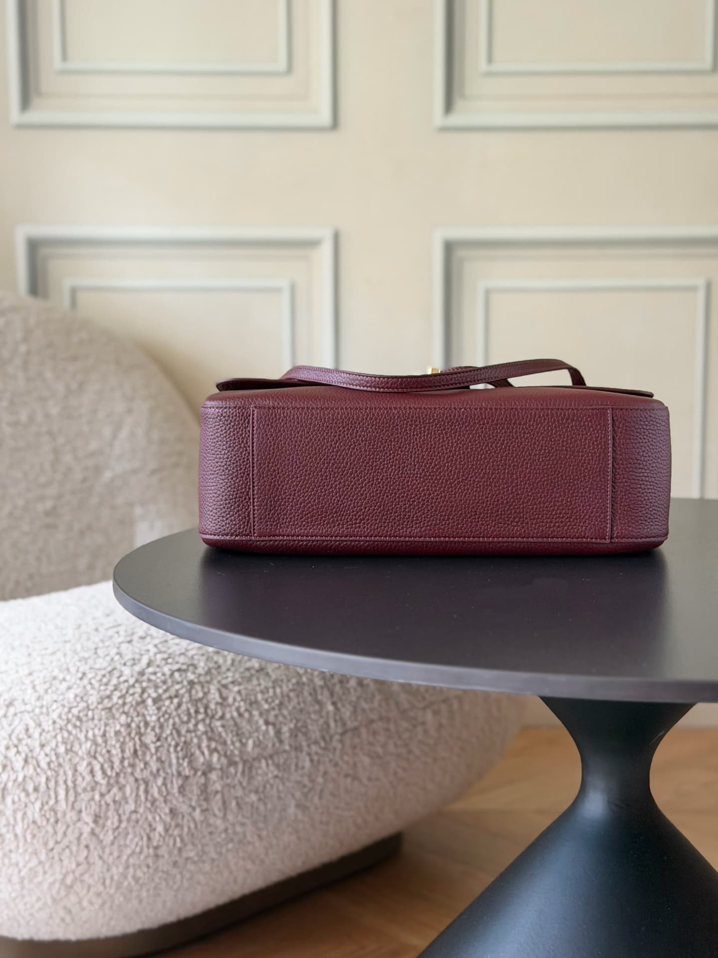 Chanel Maxi Flapbag Grained Calfskin & Gold-Tone Metal Claret AS6231 A