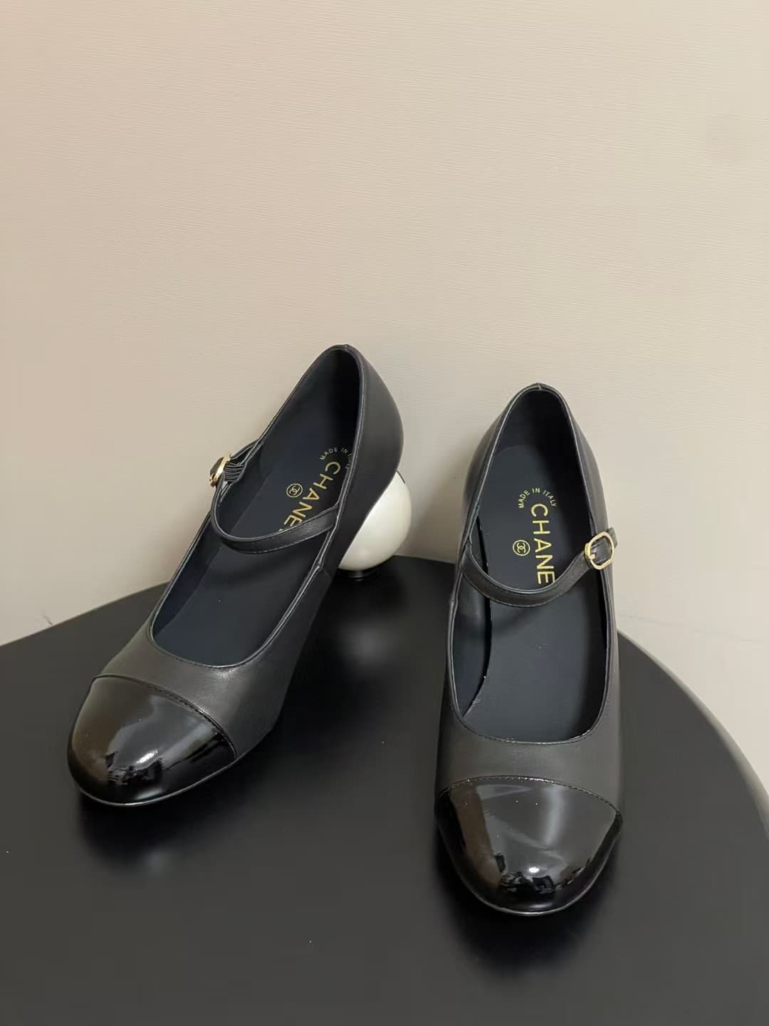 Chanel Ballets & Mary Janes Shoes Women