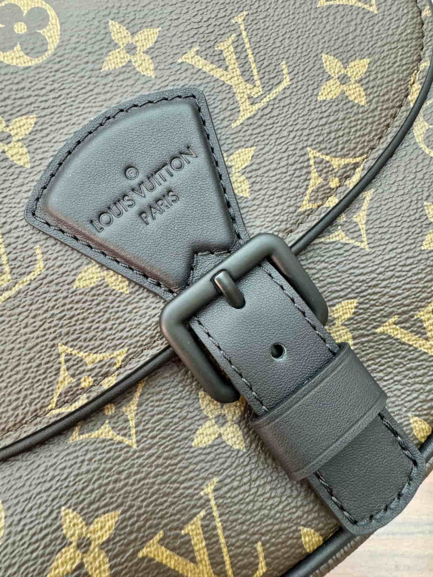 Louis Vuitton Montsouris Messenger PM Monogram Macassar coated canvas M47060 TOP
