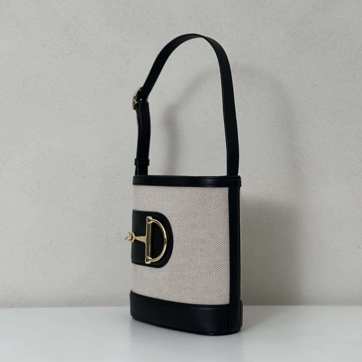 Gucci 73 small bucket bag 833665 High