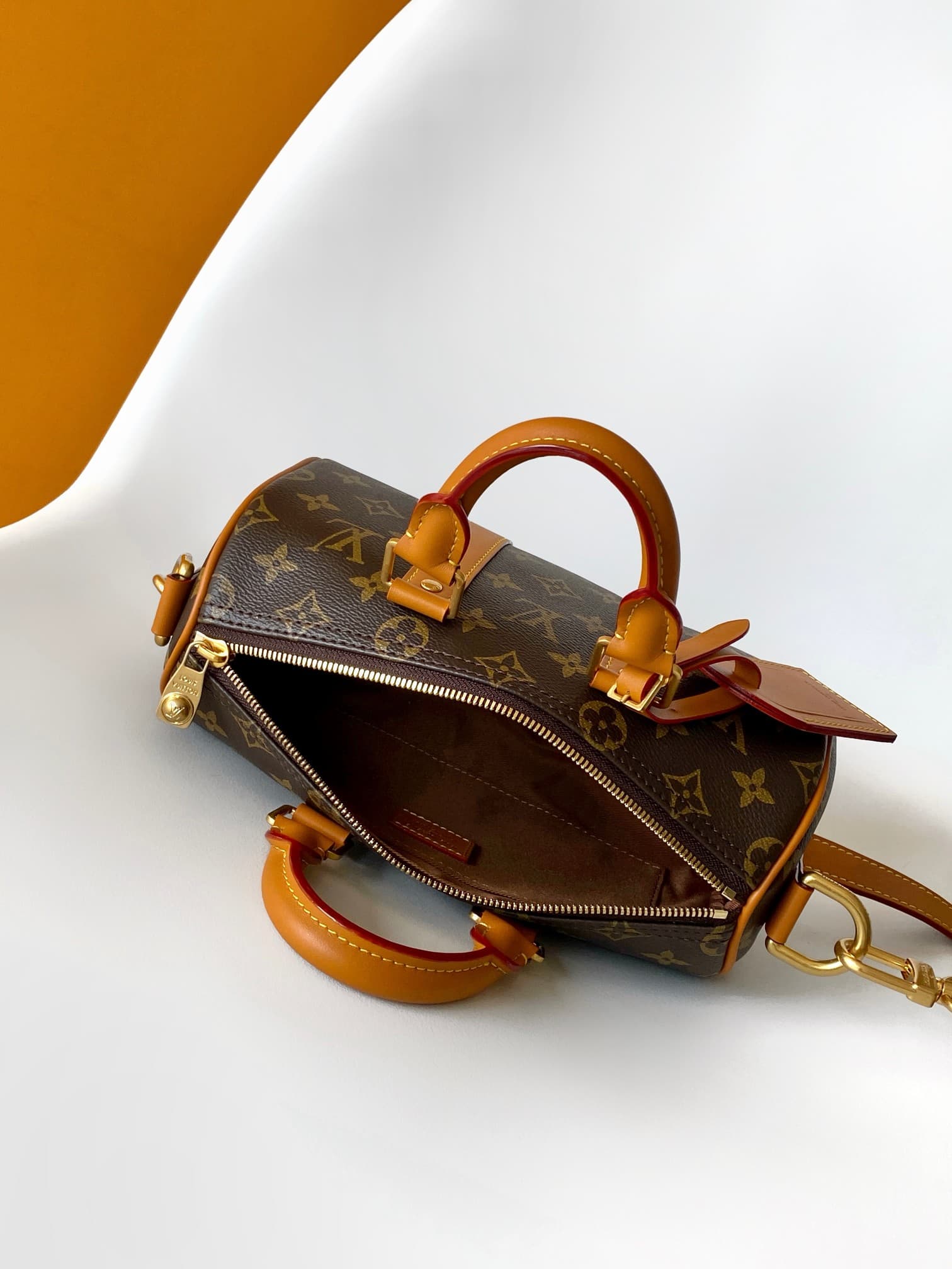 Louis Vuitton Keepall Bandoulière 25 Monogram Archive coated canvas M28957 High