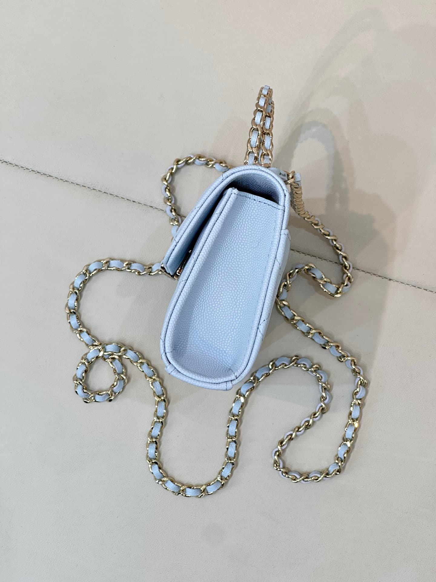 Chanel Clutch with chain Grained Calfskin&Gold-Tone Metal Blue AP3238 TOP