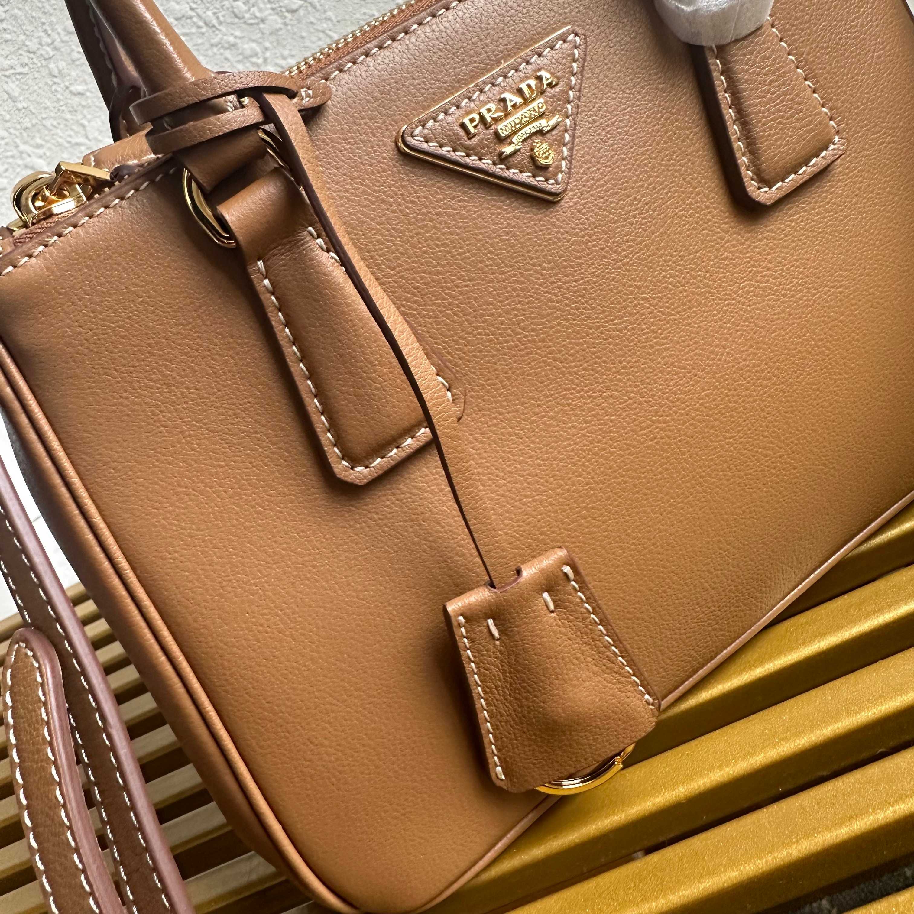 Prada Galleria small Saffiano leather bag 1BA896 Caramel High
