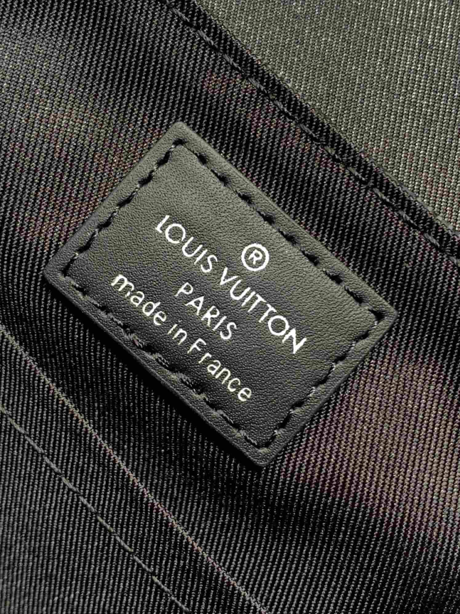 Louis Vuitton District PM Damier Graphite coated canvas N42710 High