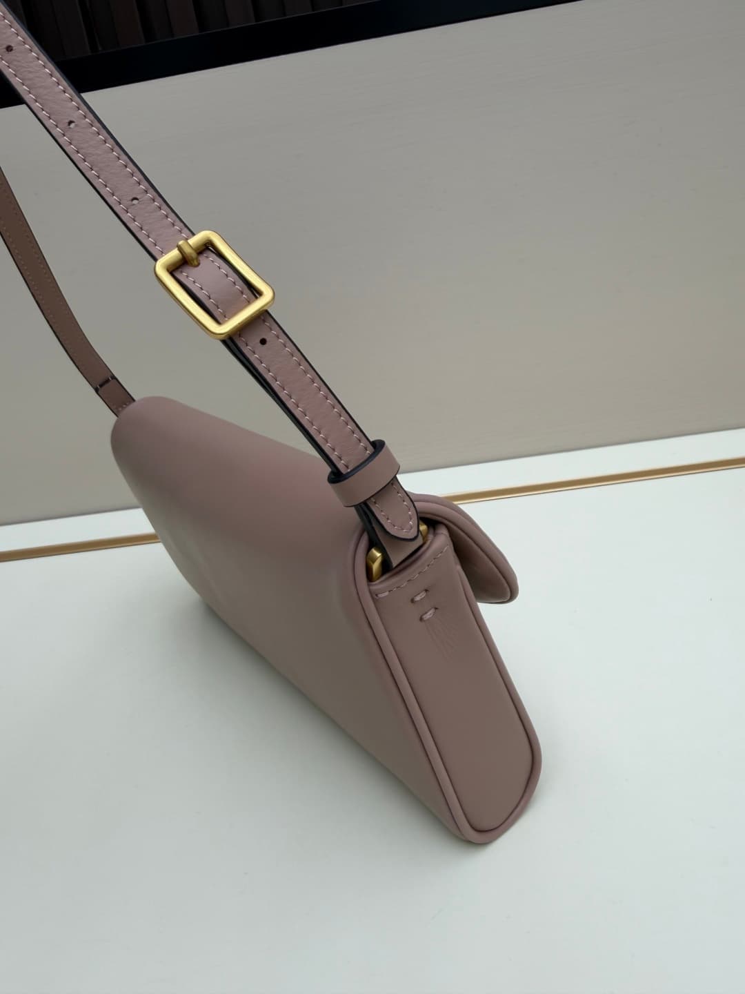 Valentino Garavani Devain Small Nappa Shoulder Bag Pink High