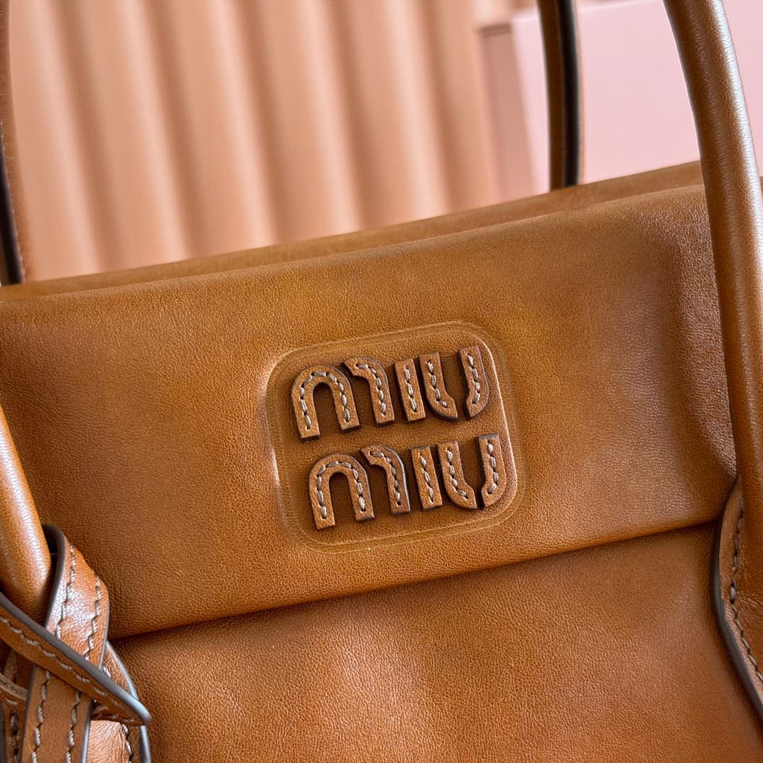 Miu Miu Solitaire shiny Calfskin leather bag brown 5BA301 High