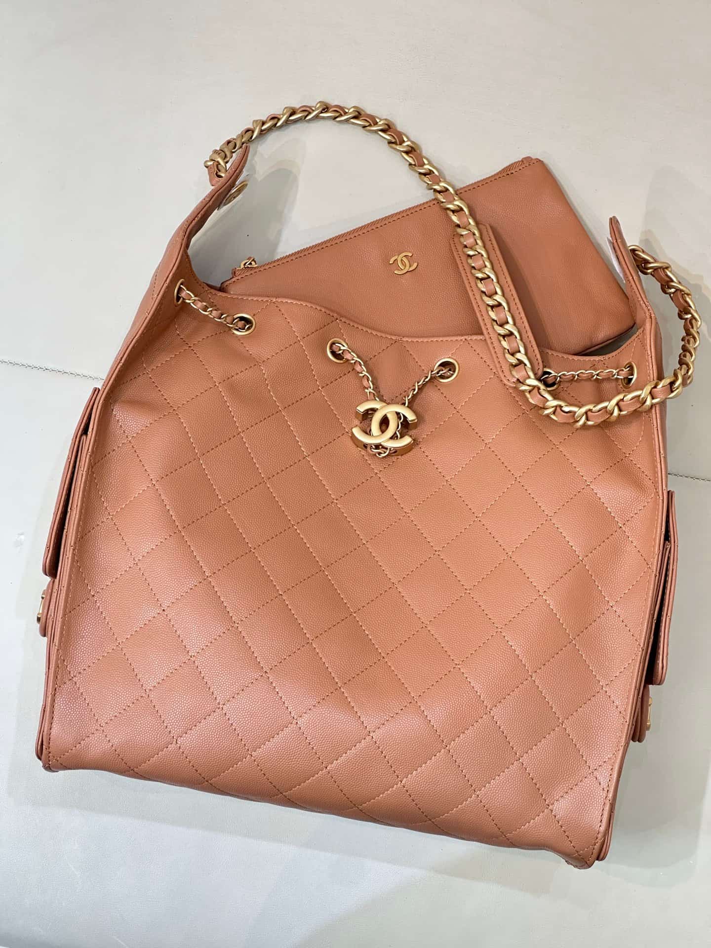 Chanel 25 Medium Hobo handbag AS5311 Grained Calfskin & Gold-tone Metal Brown TOP