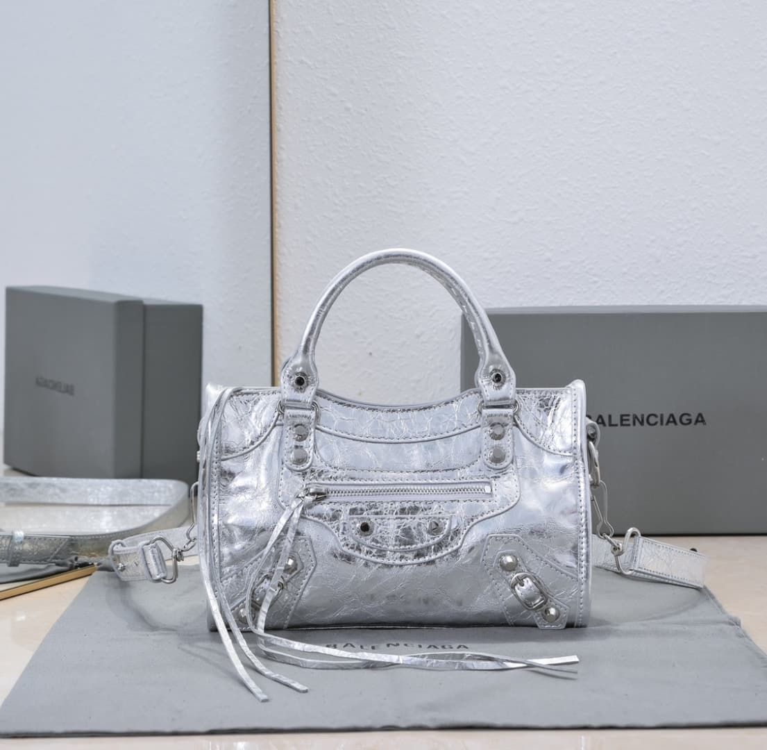 WOMEN'S LE CITY MINI BAG Lambskin & Silver Metal High