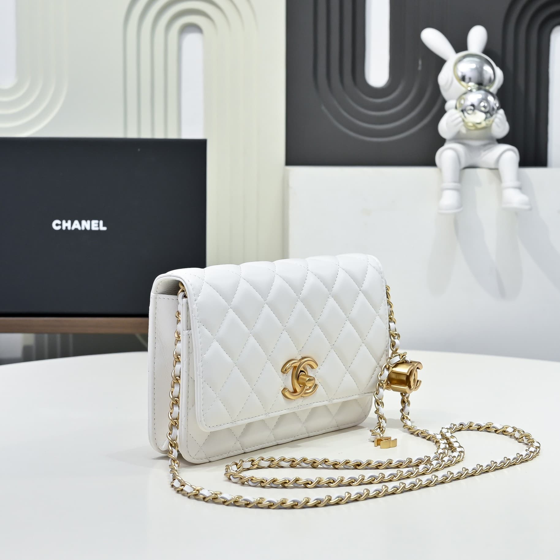 Chanel Wallet on Chain Quilted Leather & Gold-Tone Metal White AP3938 High