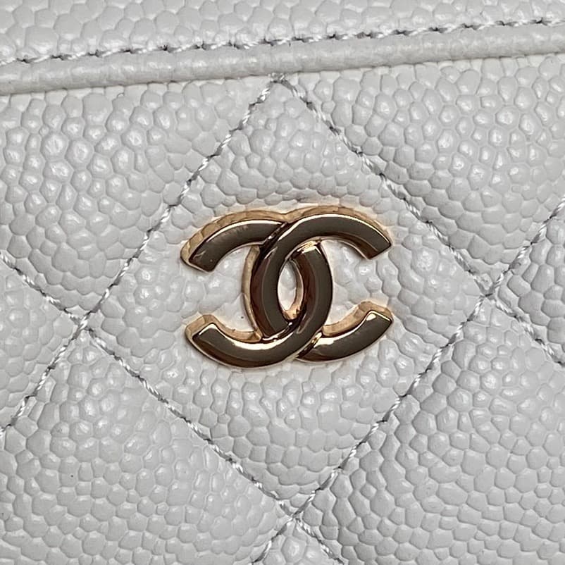 Chanel Classic Clutch with Chain Grained Calfskin & Gold-Tone Metal White AP4474 High