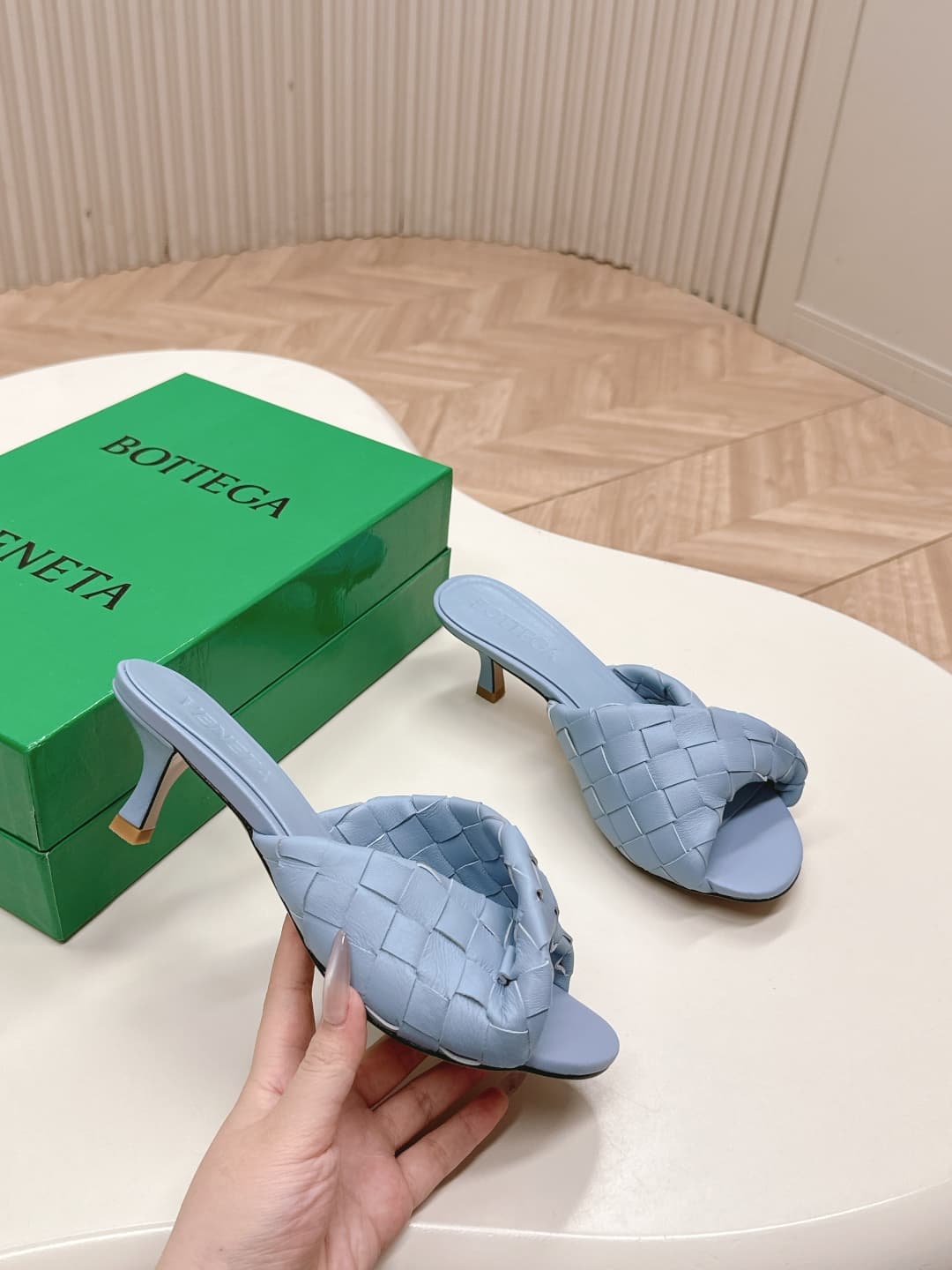 BOTTEGA VENETA Intrecciato Weave Leather Slides Medium Women