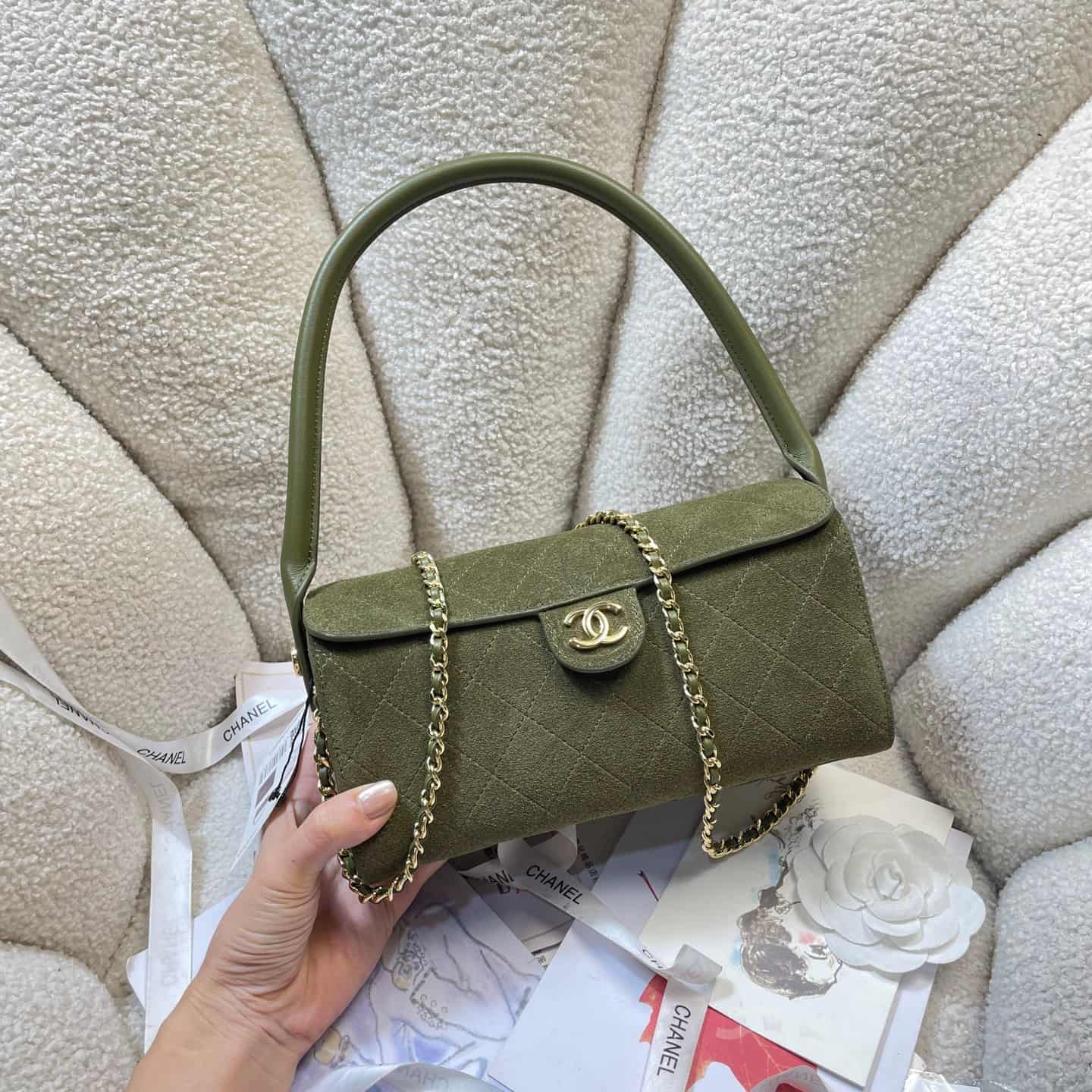 Chanel Clutch with Chain Suede & Gold-Tone Metal AP5294 Khaki Green AP5294 A