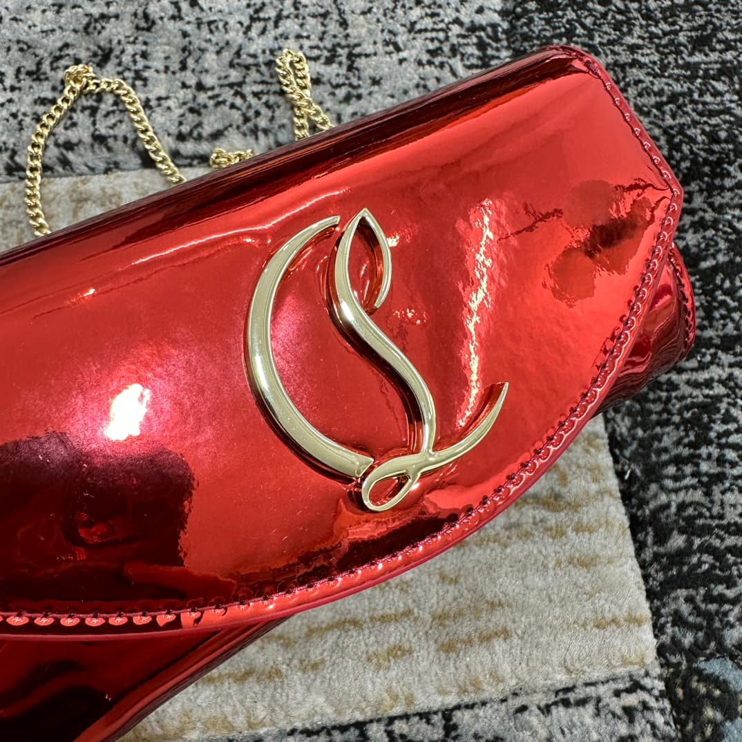 Christian Louboutin Loubi54 patent leather shoulder bag in red High
