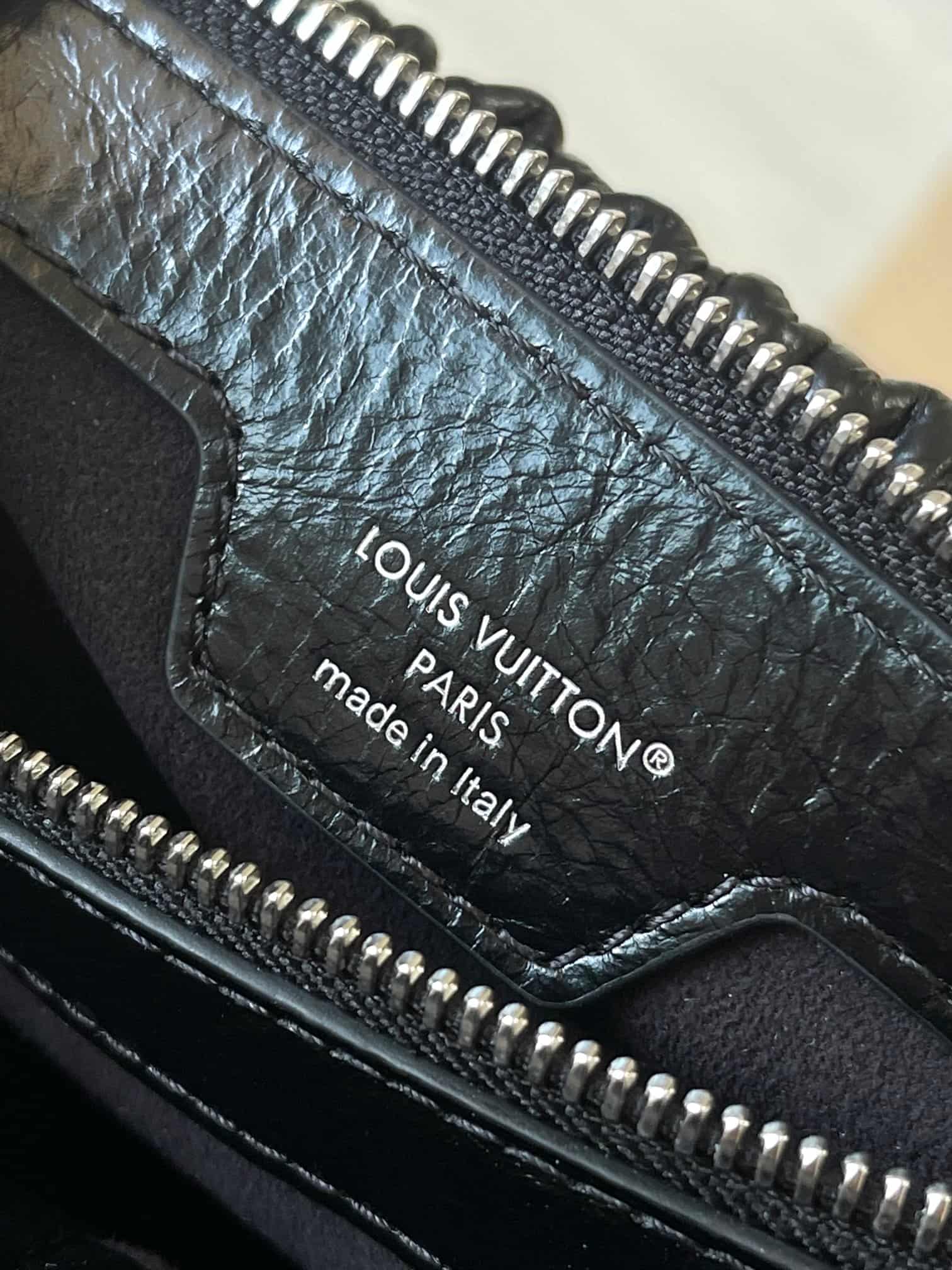 Louis Vuitton Pochette Sling PM Black Calfskin leather M27822 TOP