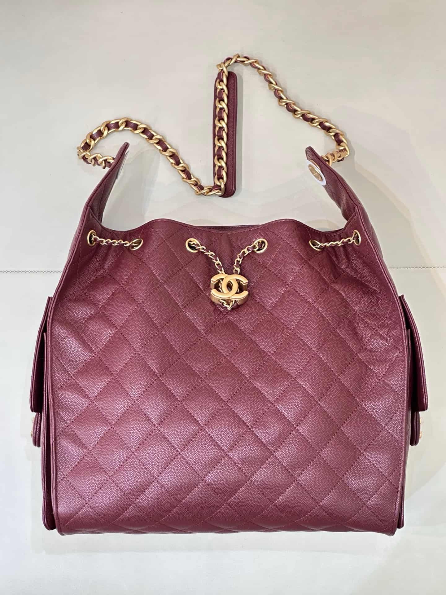Chanel 25 Medium Hobo handbag AS5311 Grained Calfskin & Gold-tone Metal Burgundy TOP