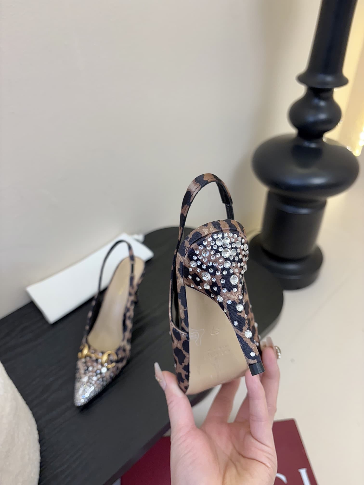 Gucci Slingback Pump Shoes Women