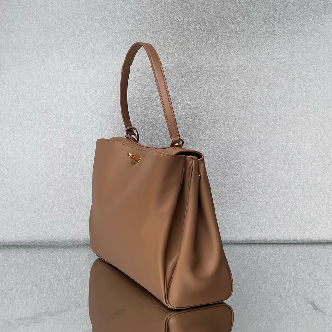 Balenciaga Rodeo Large Bag in Latte Leather With Gold-Tone Metal TOP