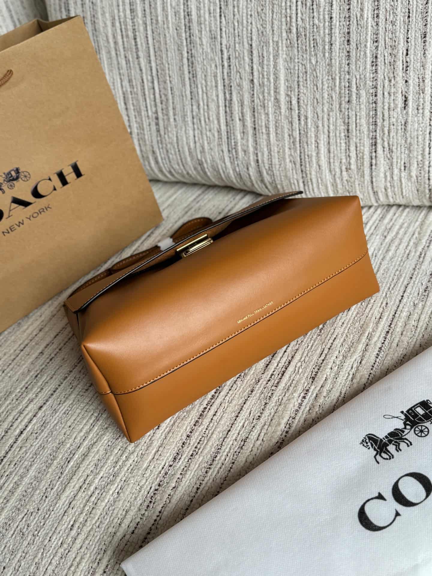 Coach Chelsea Shoulder Bag Smooth Grain Leather Caramel High