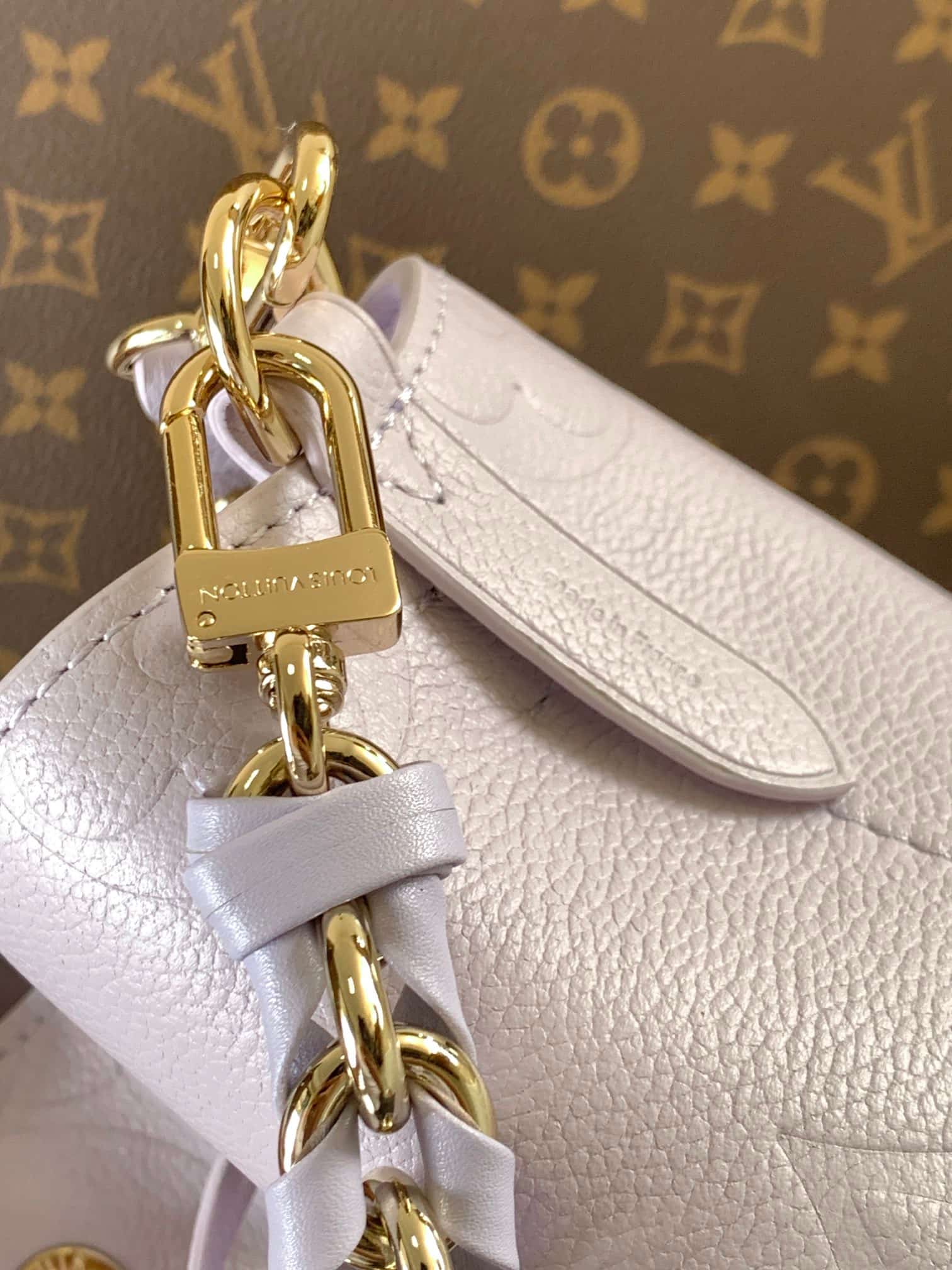 Louis Vuitton NéoNoé BB Misty Lilac Embossed grained cowhide leather M25675 High